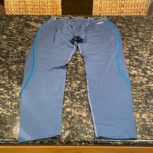 Under Armour base 2.0 leggings